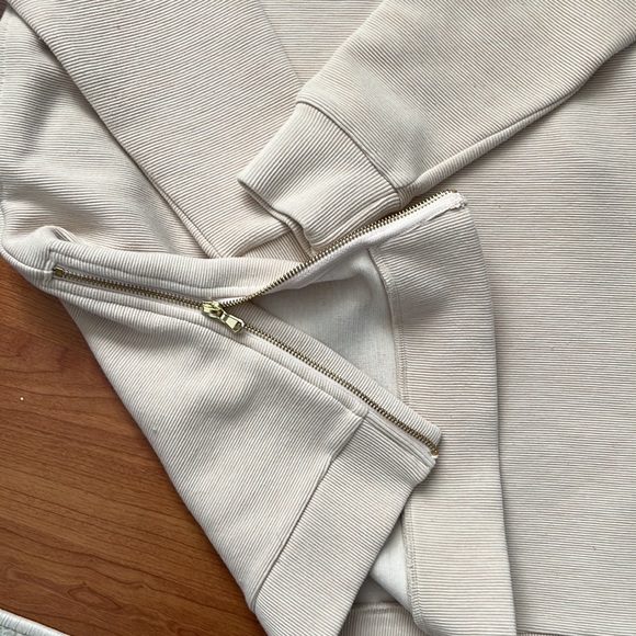 Varley Sweater - Picture 4 of 7